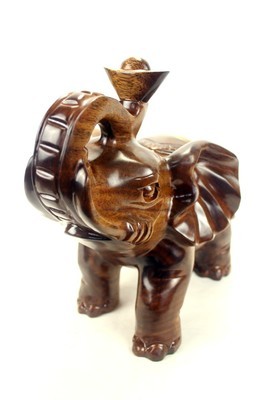 批发采购木质工艺品-厂家直销混批木制工艺品吸财大象风水摆件木雕大象新款本色PJ批.