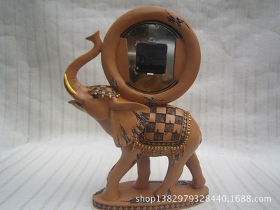 德化艺高陶瓷店：树脂象摆件与中式家具的完美融合